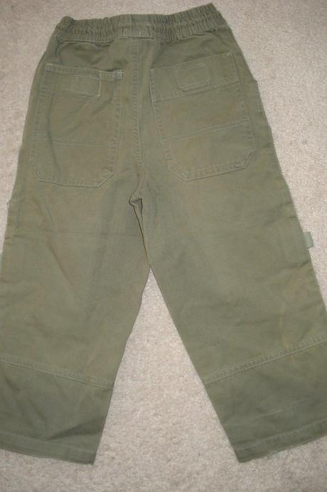 Plátěné kalhoty, 104