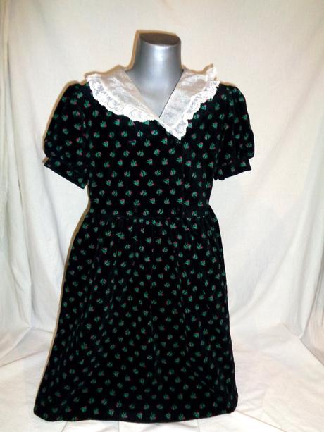 Černé sametová slavnostní šaty s růžičkami, adams,128