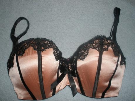 Vyztužená podprsenka, 80d