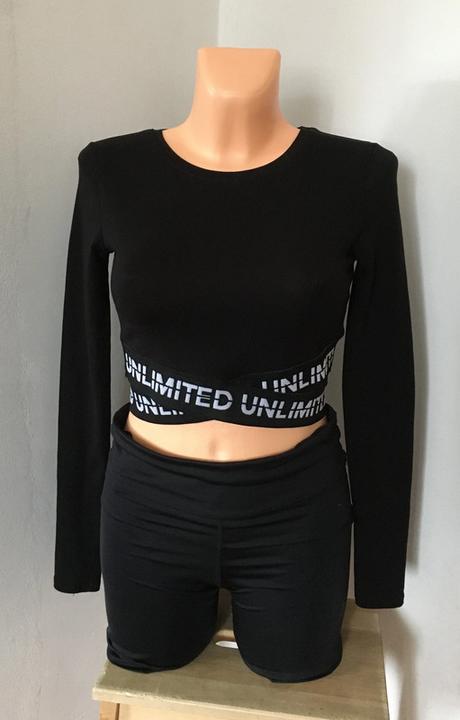 Vel. xs - 36 černý crop top s rukávem, 36
