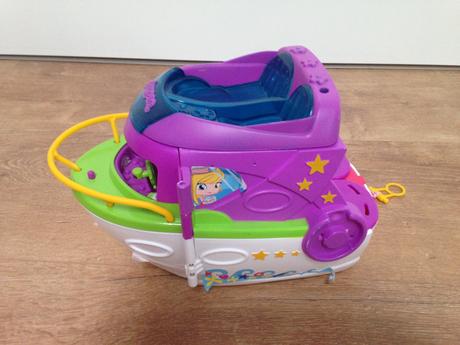 Pinypon famosa panenky, lod, prislusenstvi, 