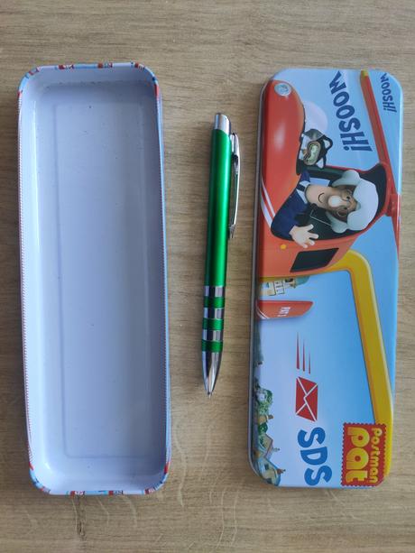 Penál pošťák pat, 