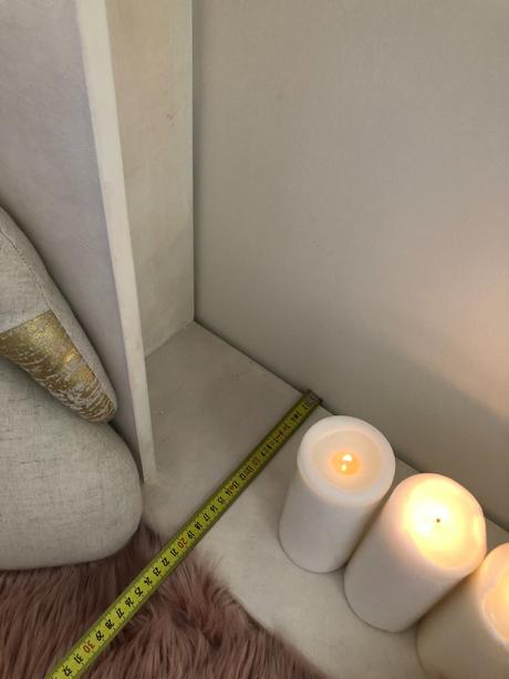 Krb římsa konstrukce rám topeniště bílá konzole, 