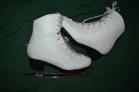 Dívčí brusle v.33, 33