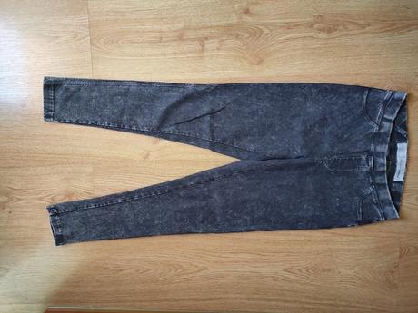 Džegíny, pepperts,146