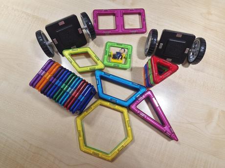 Magformers universal box 47ks,