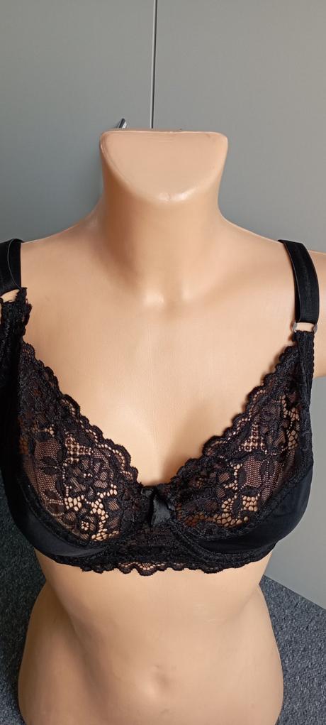 Podprsenka zn."dollcezza" vel."80c", 80c