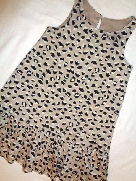 Krásné stříbrnohnědě tygrované šaty, girl2girl,116