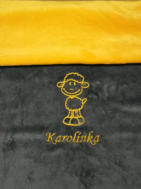 Deka s výšivkou jméno na přání - více barev, šířka (cm): 75,délka (cm): 90