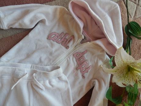 Semišova teplakova souprava, h&m,86