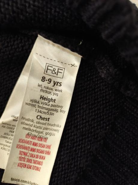 Vánoční svetr vel. 134, 134