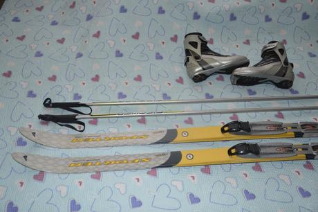 Běžky se šupinami 140 cm hůlky boty nnn alpina 36, sporten