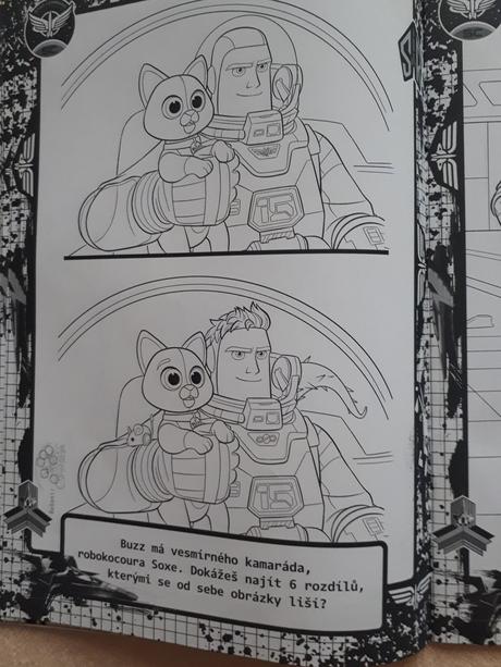 Toy story buzz rakeťák omalovánky se samolepkami,
