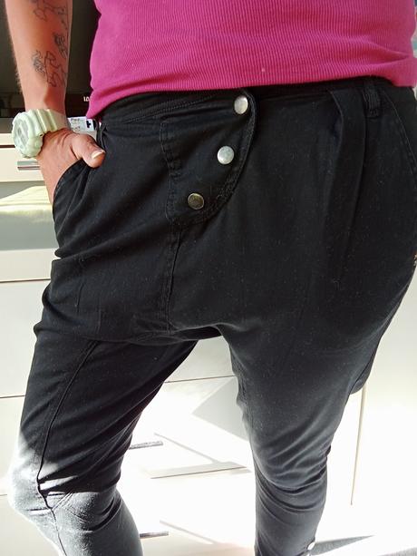 Černé baggy/nasrávačky zn."terranova" vel."xs", terranova,xs