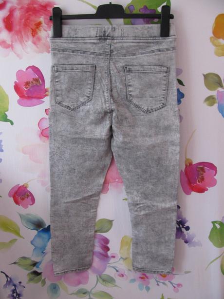 Dámské šedé, žíhané 7/8 džíny, pepco,36
