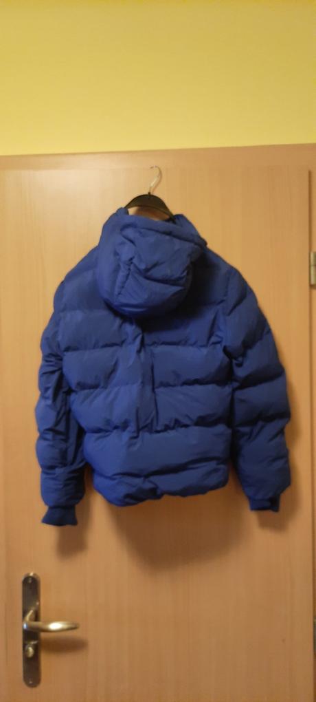 Zimní bunda značky essentiel, vel. 8 let.,(vel.812, 128