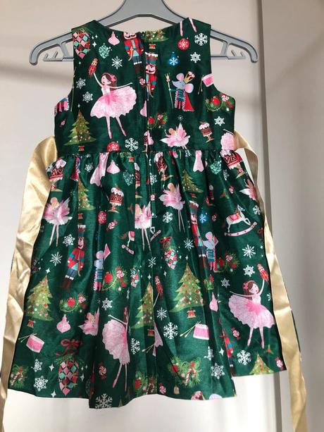Vánoční zelené šatičky, 98