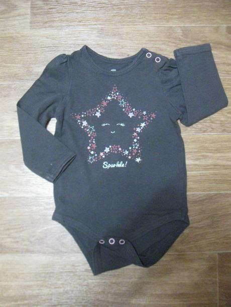 Body s dlouhým rukávem, 74