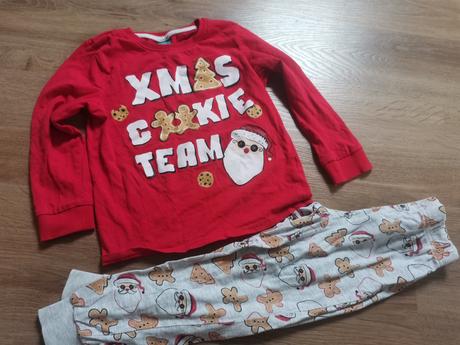 Pyžamo vel. 110/116, 110