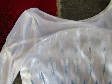 Šaty pro princeznu frozen elsa zn.disney vel.128,