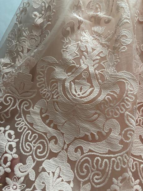 Ob/sukně sukně společenská vyšívaná - v.9/10 let, 140