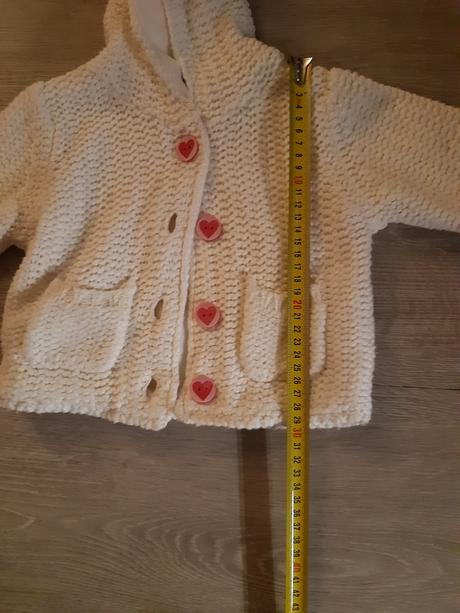 Teplý svetr, lupilu,68