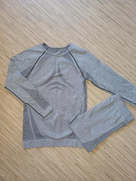 Bezešvé termo prádlo vel.146/152, 146