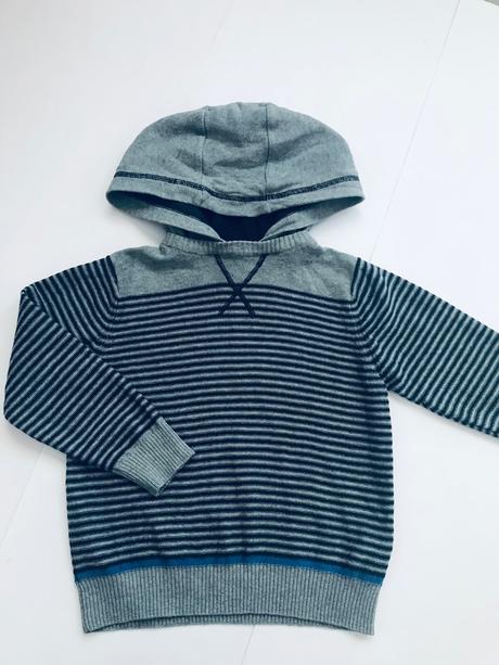 Svetr s kapucí - v.5/6 let, marks & spencer,116