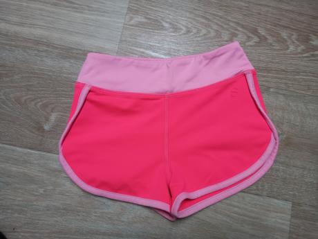 Sportovní kraťasy, h&m,110