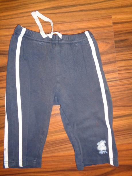 Balíček tepláků pro kluka- devět kusů-velikost 80, 68–80