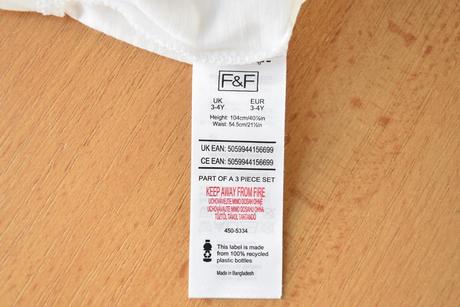 Kraťasy vel. 3 - 4 roky, f&f,104