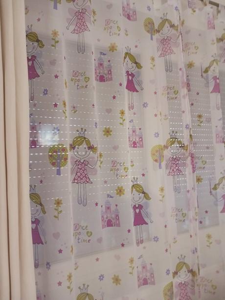 Záclona 2x 140 x 245 cm,