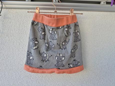 Tepláková sukně, 116