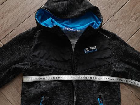 Chlapecká mikina s kapucí zn. sezon, vel. 134/140, 140