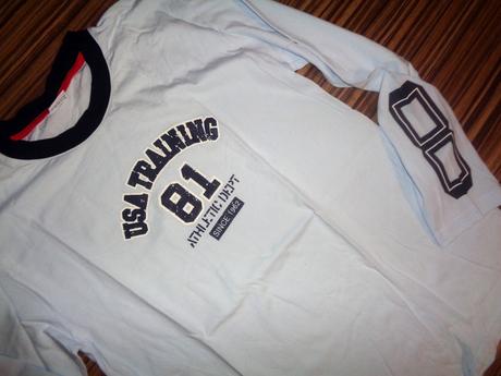 Krásné bledě modré tričko s aplikaci, 164