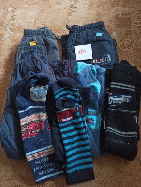 Podšité kalhoty a punčocháče zdarma, 98