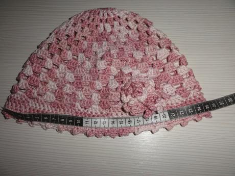 Háčkovaná růžová čepice, 110