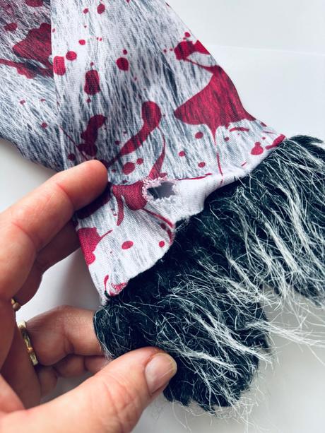 An12/ kostým vlkodav- v.cca 5/6 let,