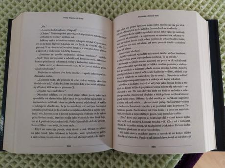 Padesát odstínů šedi,