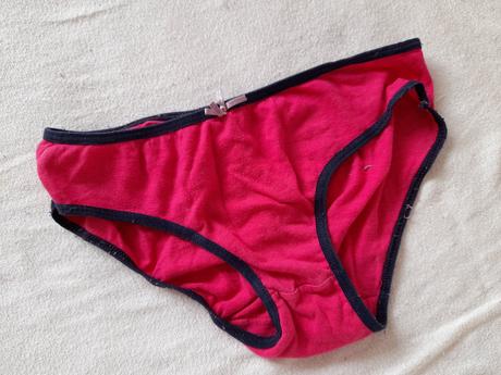 Sytě růžové kalhotky zdarma k objednávce, tesco,128