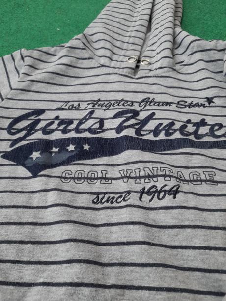 Mikina šedá na donošení 140, 140