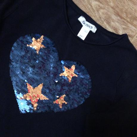 Tričko s překlápěcími flitry se srdíčkem, 128