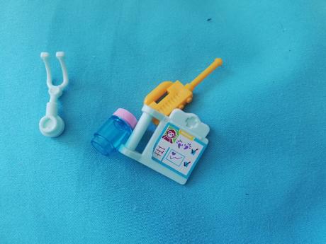 Lego friends základna záchranářů,