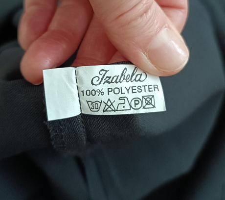 Černé společenské šaty., l