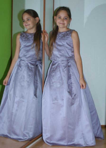 Dvojdílný komplet pro družičku či na ples, 158