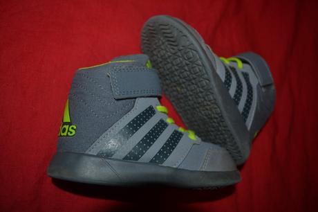 Podzimní boty adidas,v.22,lehoučké, adidas,22