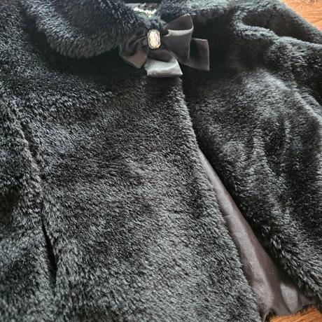 Elegantní dívčí chlupatý krátký kabátek vel. 134, st. bernard,134