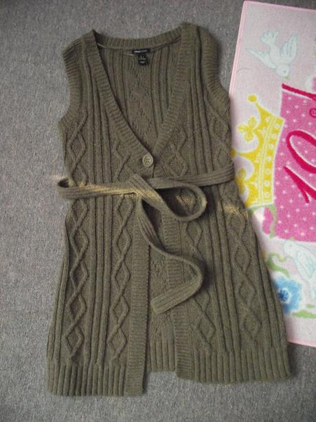 Pletená těhu vesta s páskem, h&m,s
