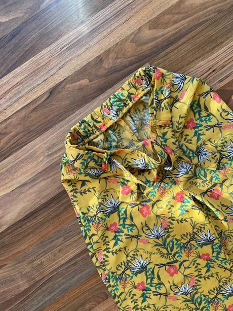 Barevné široké kalhoty s vážkou, vel není cca xs, xs