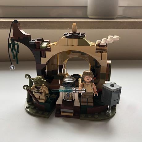 Lego star wars 75208 chýše mistra yody,